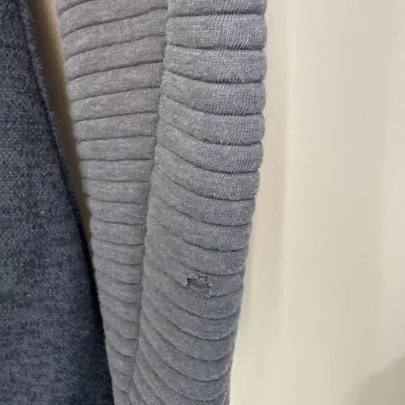 The North Face Indi 2 Women’s Size Medium Hooded Gray Fleece Jacket Full Zip - Picture 7 of 13